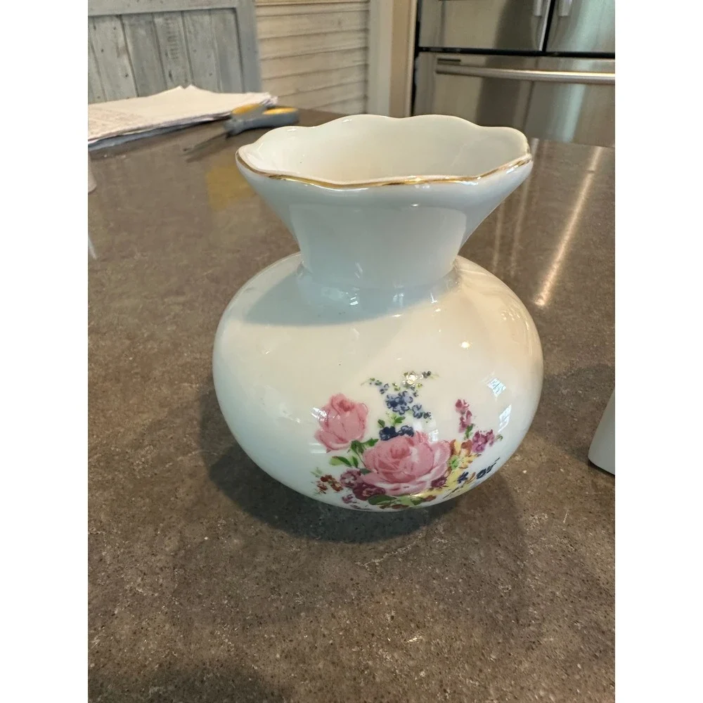 Porcelana Schmidt pieces are